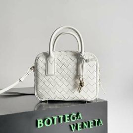 Picture of Bottega Veneta Lady Handbags _SKUfw152377238fw